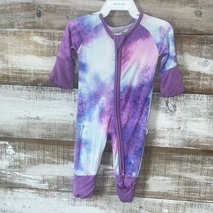 Purple Watercolor Footies